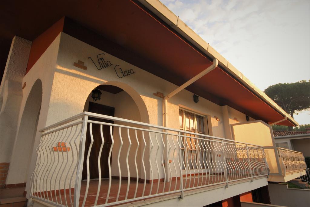 Villa Clara Lignano Sabbiadoro Buitenkant foto